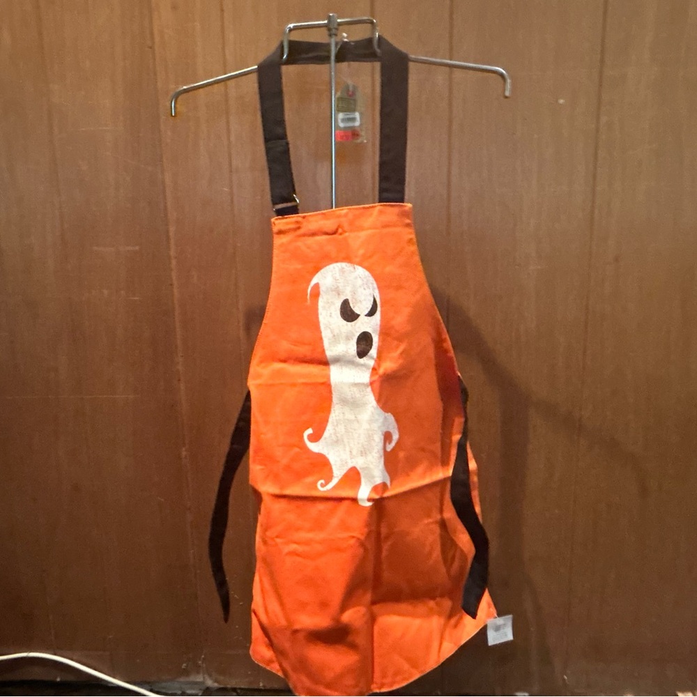 NWT Old navy kids Halloween apron